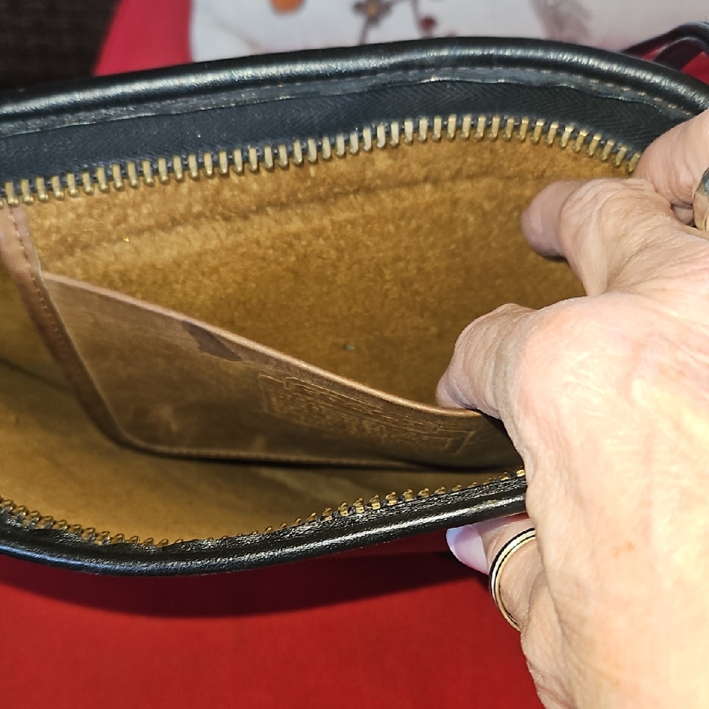 Coach Black Leather Women's Briefcase Or Table Bag. - Picture 5 of 9